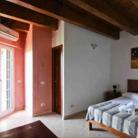 Dal Centurione アパート